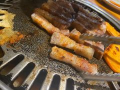 厚切五花肉-唯成•韩国炭火烤肉 유성고기