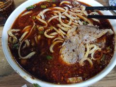 -陇上全荟兰州传统牛肉面(延吉路店)