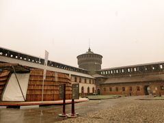 -斯福尔扎古堡