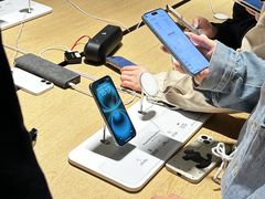 -Apple零售店(武汉店)