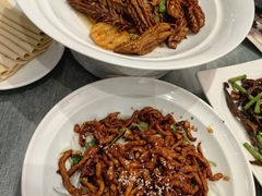 -闫府私房菜·百年鲁菜(欧亚店)