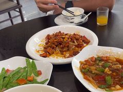 -阿峰饭店·本地土菜馆·农家土鸡煲·一品神仙鸡(报福店)