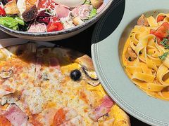 -JINNS锦时 steak&pizza(浸信会礼拜堂旧址店)