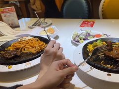 -汤姆家的牛排意面披萨(融创茂店)