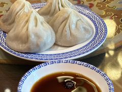 -笑来喜馄饨小笼工坊(通扬路店)