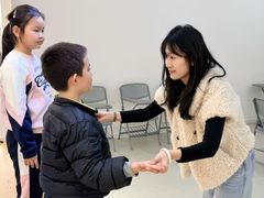 -蓝话筒·少儿成人演讲口才·主持朗诵·戏剧表演(大华第一坊店)