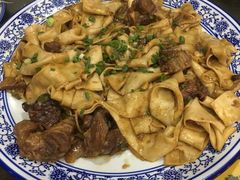 -壹阁胡羊焖饼(特色小吃街店)