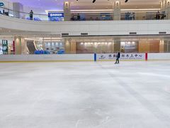 -陈露国际冰上中心(天津嘉里汇店)