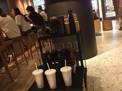 大堂-星巴克臻选(济南恒隆店)