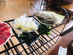 -东巴谷野生菌火锅餐厅