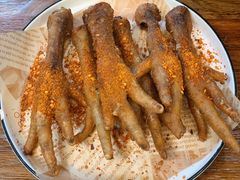 炸卤鸡爪-靓蛙馆