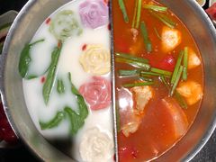 -湊湊火锅·茶憩(新中关购物中心店)