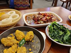 -堂瓦里·33年传统赣菜(第一街区店)