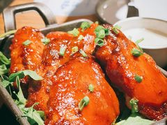 苹果木烟熏鸡翅-Goose Island Brewhouse鹅岛精酿啤酒酿造工坊餐厅