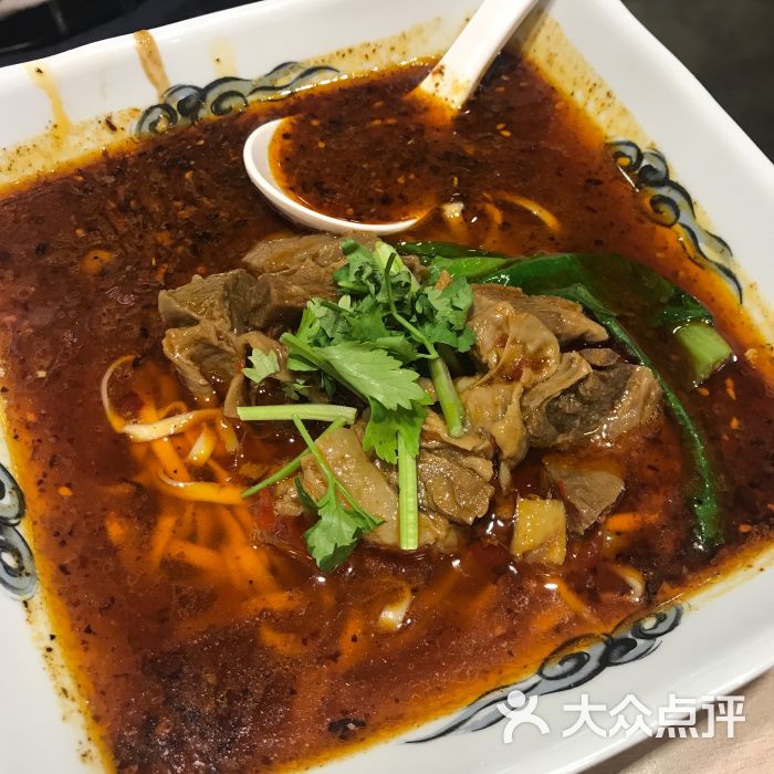 龙骨牛肉面
