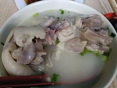 -雷祖芳老妈蹄花店