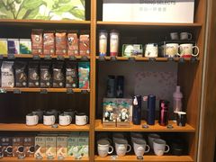 零售区-星巴克(大连柏威年店)