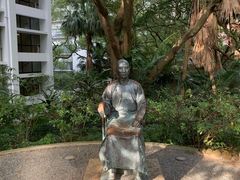 -香港大学