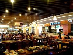 -海口骑楼小吃街