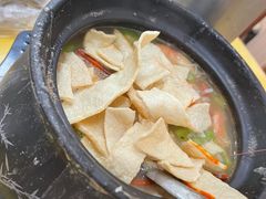 -官塘陈记鱼生·潮汕砂锅粥·牛肉火锅(潮枫路总店)