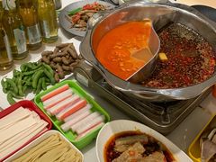 -密苏里·吖咪KTV火吧