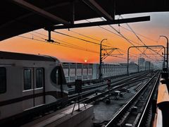 -康新公路(地铁站)