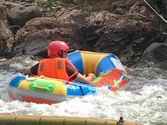 -安吉龙王山峡谷漂流