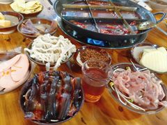 -正南齊北重庆老火锅(光华村直营店)