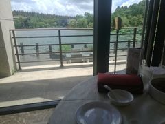 -上海怡沁园度假酒店