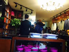 -宇翔服饰(双井桥东首城国际店)