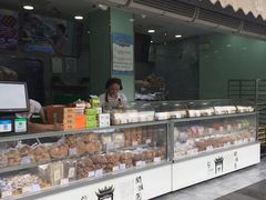 面包甜点陈列柜-闻酥园(水碾河路店)