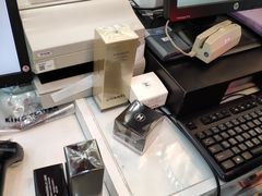 -王权免税店(廊曼机场店)