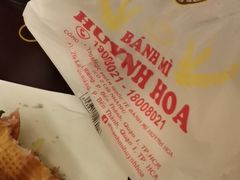 -Bánh Mì Huynh Hoa