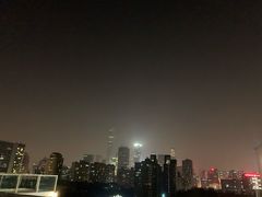 -The ROOF (通盈中心店)