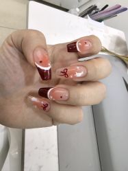 -尤米一站式美甲美睫