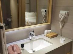 -全季酒店(上海金桥路地铁站店)