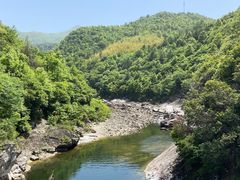 -燕子河大峡谷天坑仙境