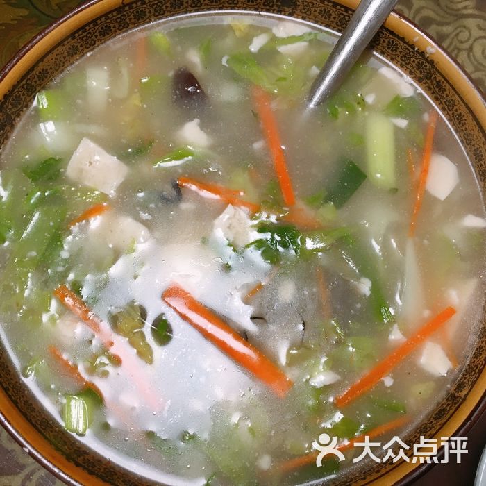 发坤老饭店海蛎豆腐汤图片