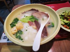 -熊大师牛羊粉(红谷凯旋店)