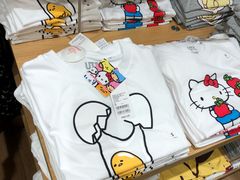 -优衣库(上海虹口龙之梦店)