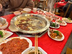 -山城年华老火锅(玉林店)