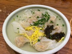 特色蟹粉小馄饨-苏小柳手工点心(人民广场分院)