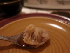 灌汤小笼包-湖滨28中餐厅·西湖宴·杭州君悦酒店