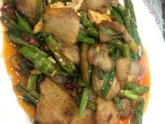 -乡土特色.冷锅鱼.牦牛肉汤锅