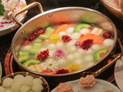 -得意咚瓜·顺德鱼生·冬瓜火锅(深圳首店)