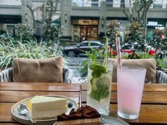 -Brut Eatery Wine Bar & Restaurant (建国东路店)