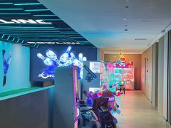 -涨巢·潮玩水疗局