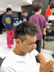 -乾健·烫染·接发SALON