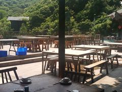 -鲤鱼塘农家山庄