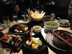 -穹六人间 people 6(岳阳路店)